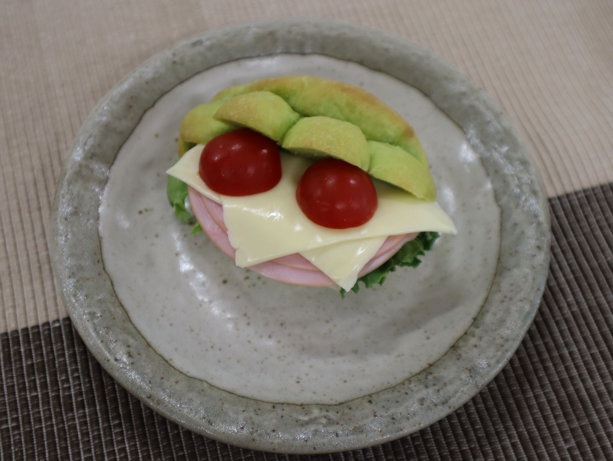 具材を挟んで実食！