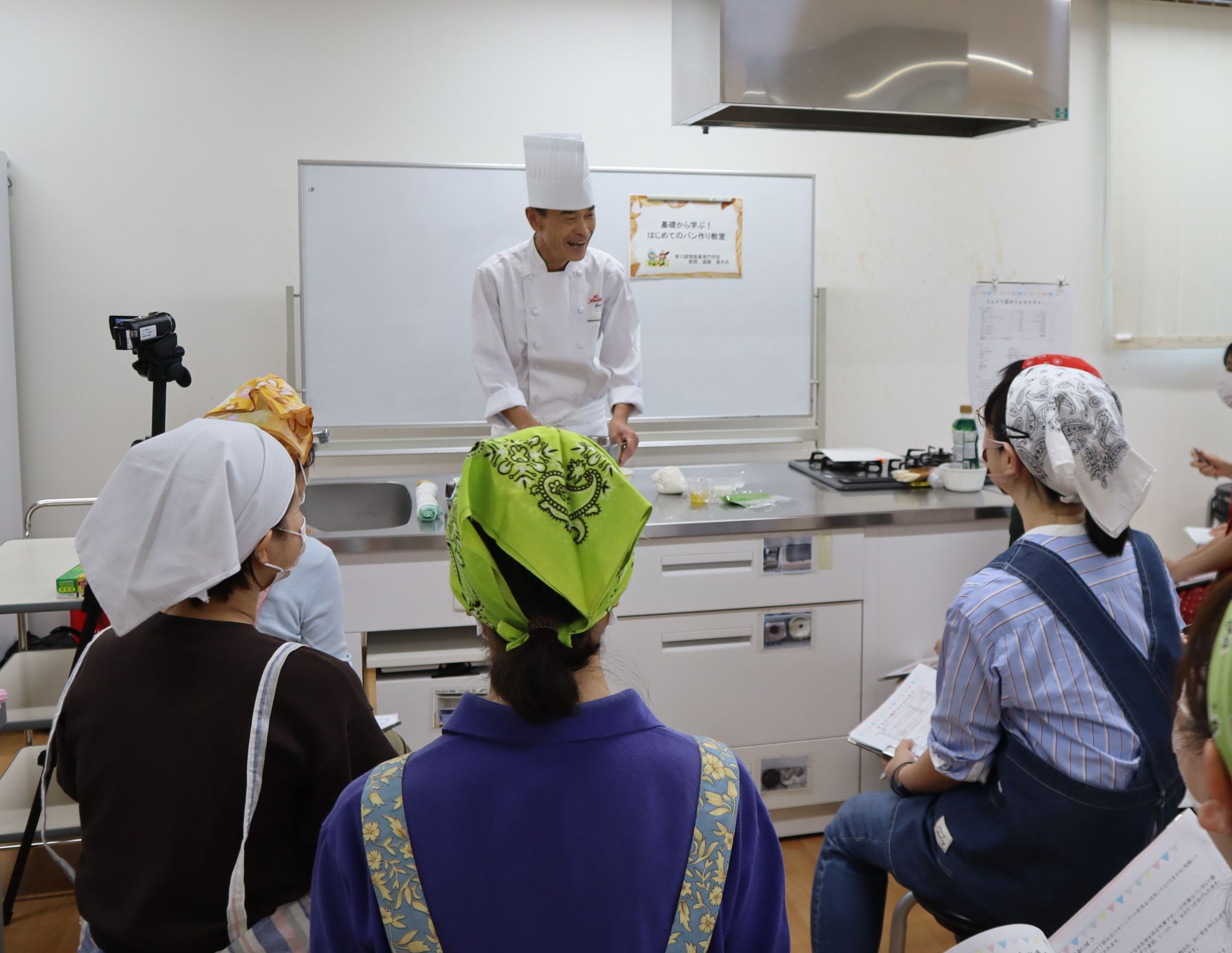 富士見市食育推進事業「基礎から学ぶ！　はじめてのパン作り教室」に協力