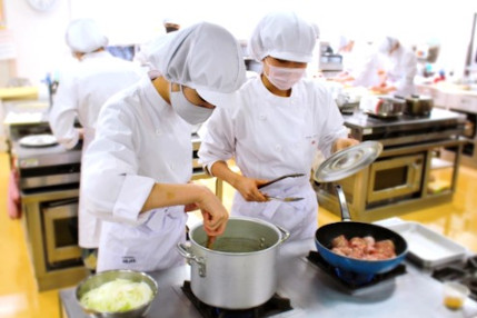 栄養的でおいしい食事づくりを自分のものに