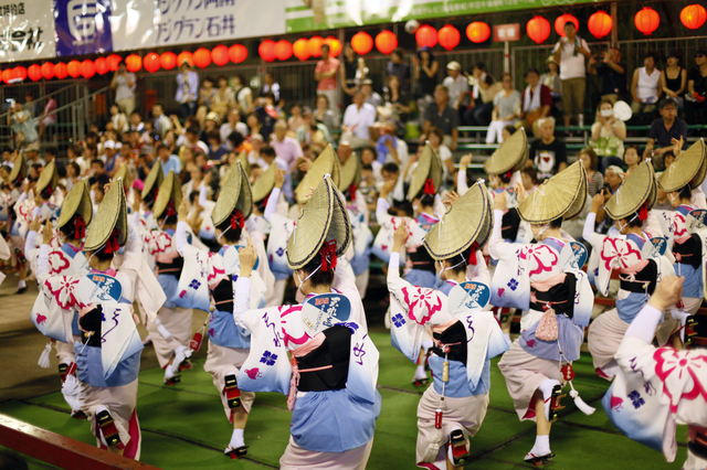 徳島といえば阿波踊り、三拍子のリズムが心踊ります