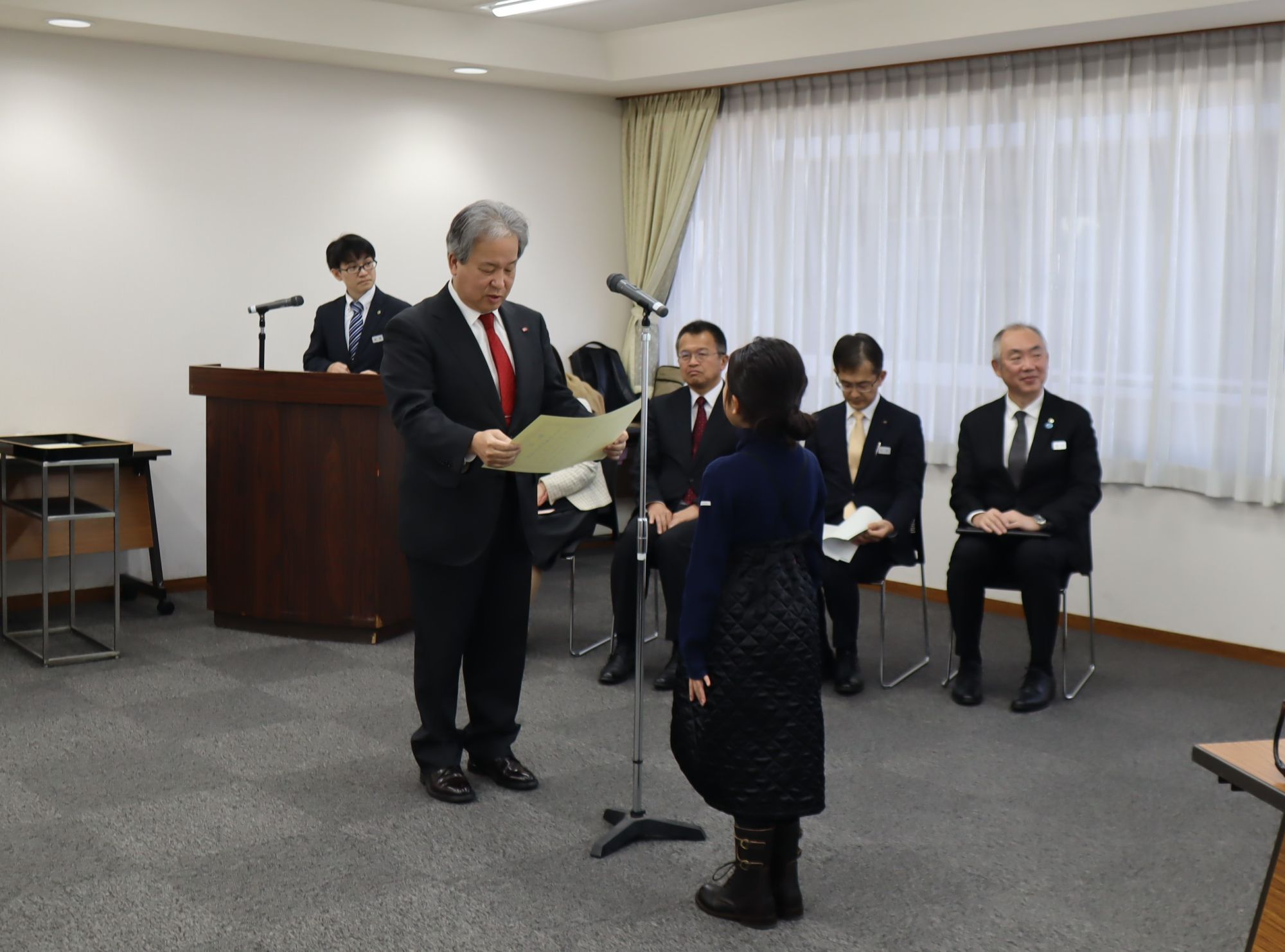 「第35回 埼玉県産業教育フェア」内の「アイデア弁当コンテスト」表彰式で女子栄養大学学長賞の授与を行いました