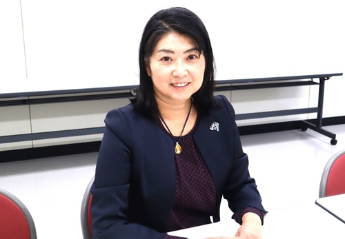 中西　明美准教授　［専門：食育、学校給食］