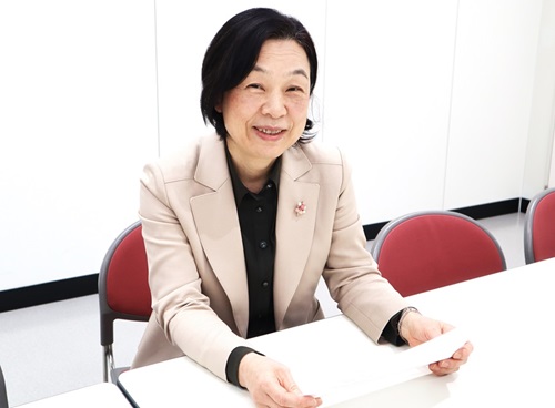 石田　裕美教授［専門：栄養管理、食事管理］