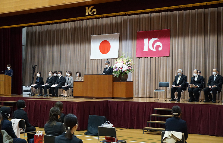 2022年度 大学院、大学、短期大学部、専門学校の入学式を行いました